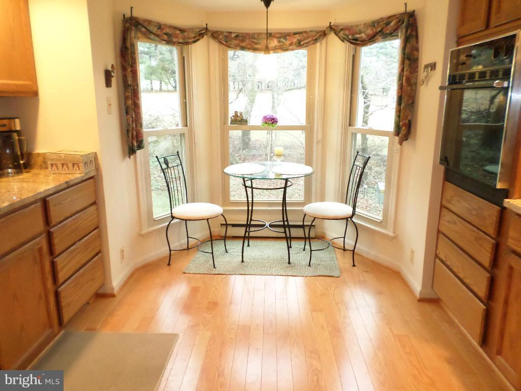845 Arnold Road Westminster, MD 21157 - Photo 9 of 25 Kitchen