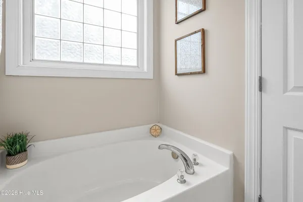 $315,000 | 113 Sweet Briar Court, New Bern, NC 28562