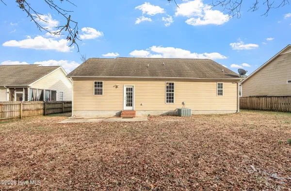 $315,000 | 113 Sweet Briar Court, New Bern, NC 28562