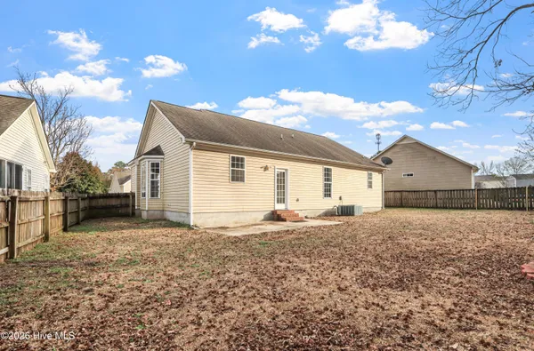 $315,000 | 113 Sweet Briar Court, New Bern, NC 28562