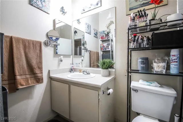 $370,000 | 3726 East Glow Drive, Las Vegas, NV 89115