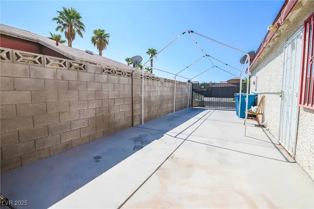 $370,000 | 3726 East Glow Drive, Las Vegas, NV 89115