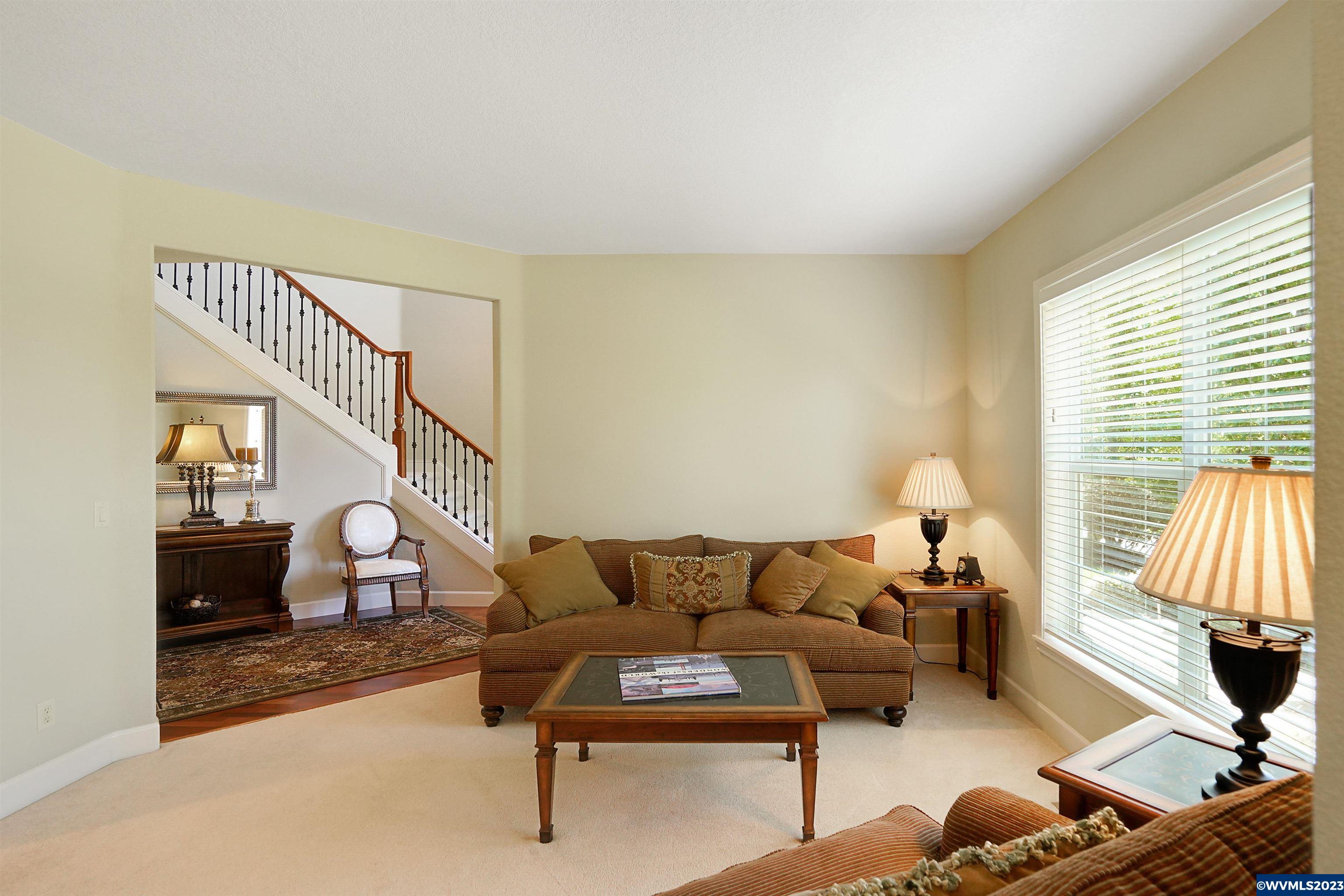 306 Northwest Reed Lane Dallas, OR 97338 - Photo 6 of 42 a living room with furniture