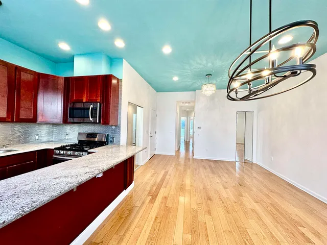 $2,995 | 606 John F. Kennedy Boulevard, Unit 1, Union City, NJ 07087