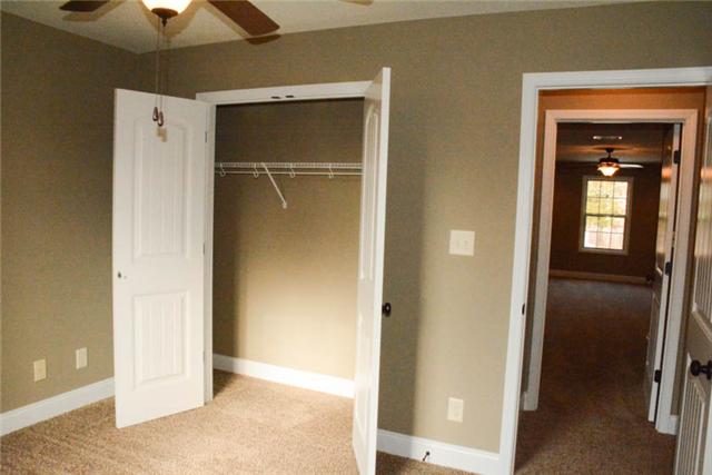 22 Salem Ridge Road Clarksville, TN 37040 - Photo 18 of 20 BEDROOM 4 UPSTAIRS TO BONUS ROOM