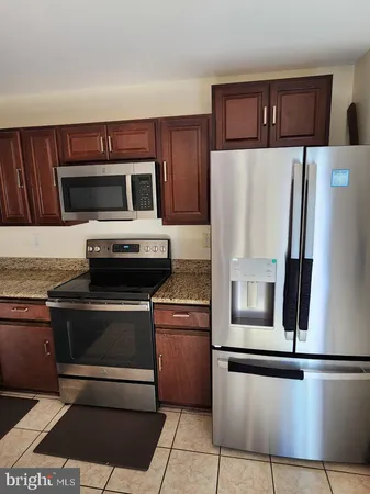 $445,000 | 12912 Boggy Trail Way, Unit 55, Germantown, MD 20876