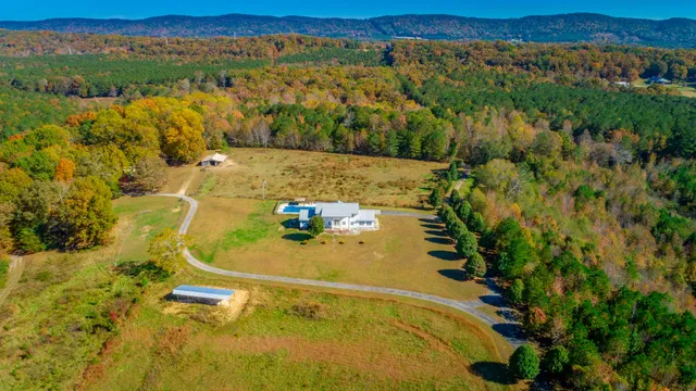 $699,900 | 150 Ken Visage Lane, LaFayette, GA 30728