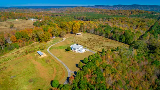 $699,900 | 150 Ken Visage Lane, LaFayette, GA 30728