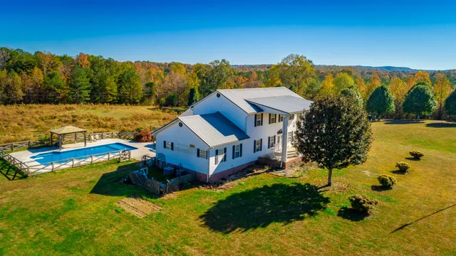 $699,900 | 150 Ken Visage Lane, LaFayette, GA 30728