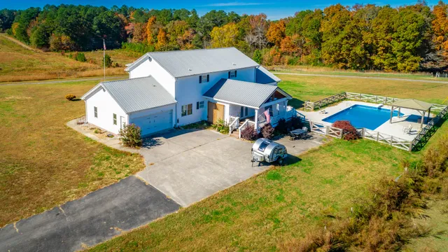 $699,900 | 150 Ken Visage Lane, LaFayette, GA 30728