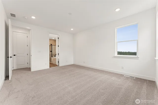 $799,990 | 10661 Treasure Drive Northwest, Unit 117, Silverdale, WA 98383