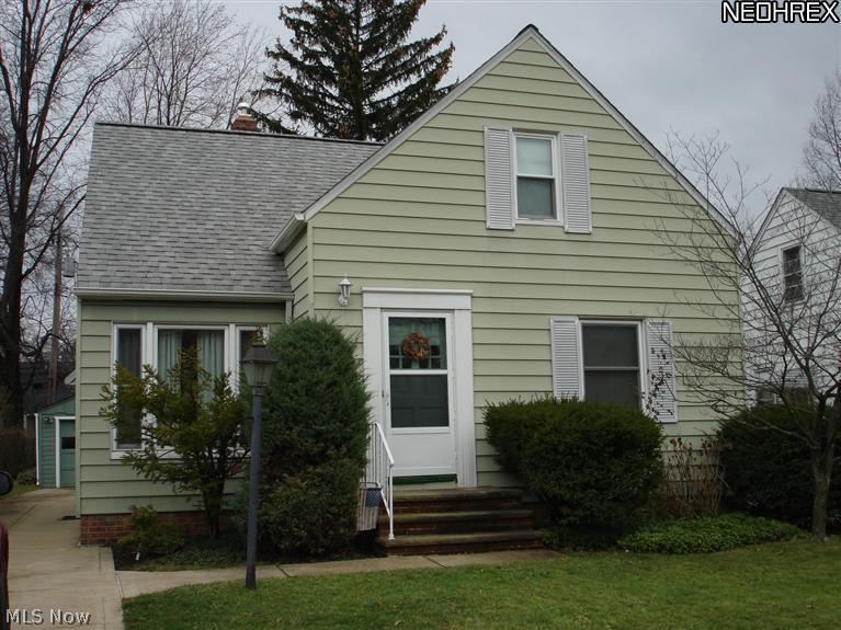 1226 Argonne Road Cleveland, OH 44121 - Photo 1 of 19 Welcome home to 1226 Argonne!