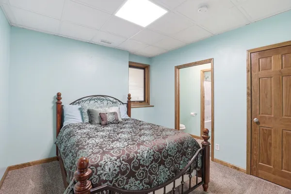 $2,100,000 | 540 Lane 280 Lake James, Angola, IN 46703