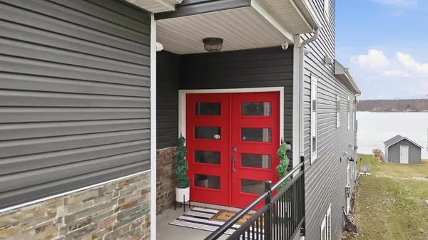 $2,100,000 | 540 Lane 280 Lake James, Angola, IN 46703