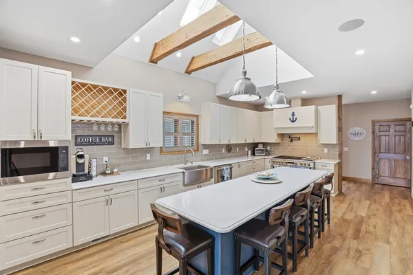 $2,100,000 | 540 Lane 280 Lake James, Angola, IN 46703