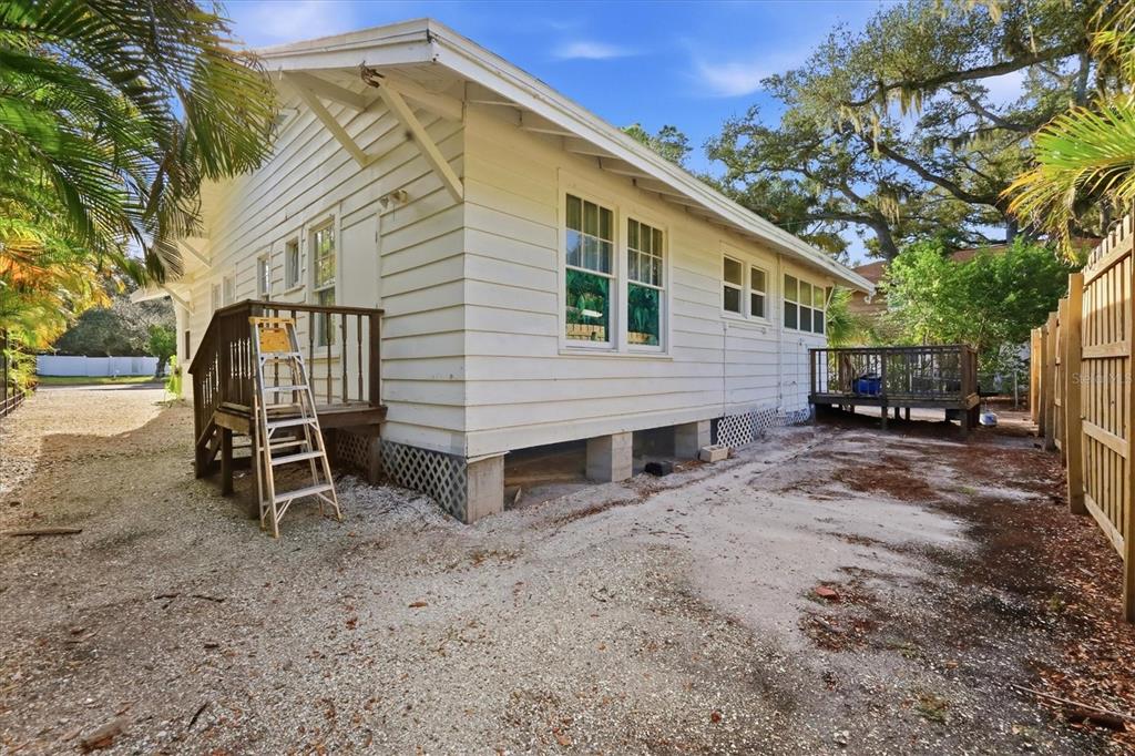 4116 Swift Road Sarasota, FL 34231 - Photo 32 of 47 Gallery Image 32