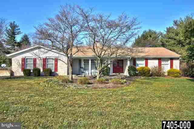 2445 Sutton Road York, PA 17403 - Photo 1 of 36