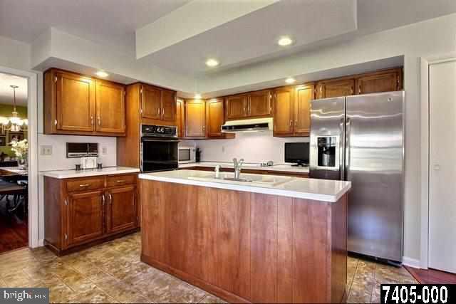 2445 Sutton Road York, PA 17403 - Photo 11 of 36