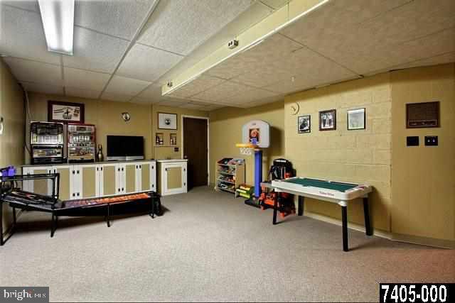 2445 Sutton Road York, PA 17403 - Photo 25 of 36