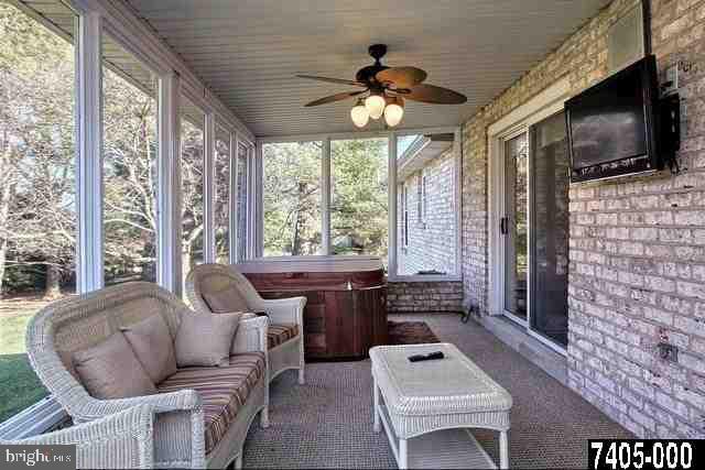 2445 Sutton Road York, PA 17403 - Photo 27 of 36