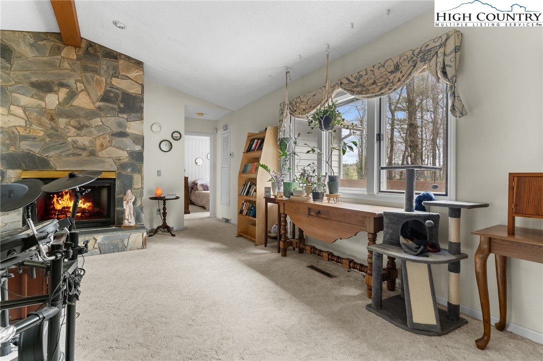 120 Village Road Glade Valley, NC 28627 - Photo 18 of 30 a room with musical instruments