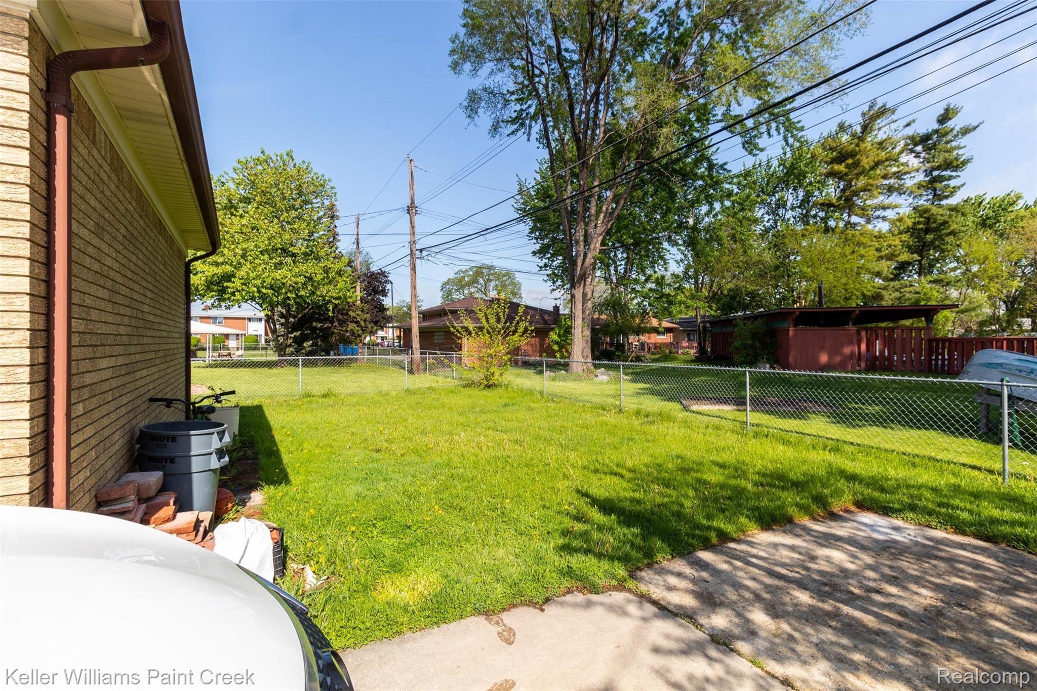 11031 12 Mile Road Warren, MI 48093 - Photo 36 of 41 yard (3).jpg