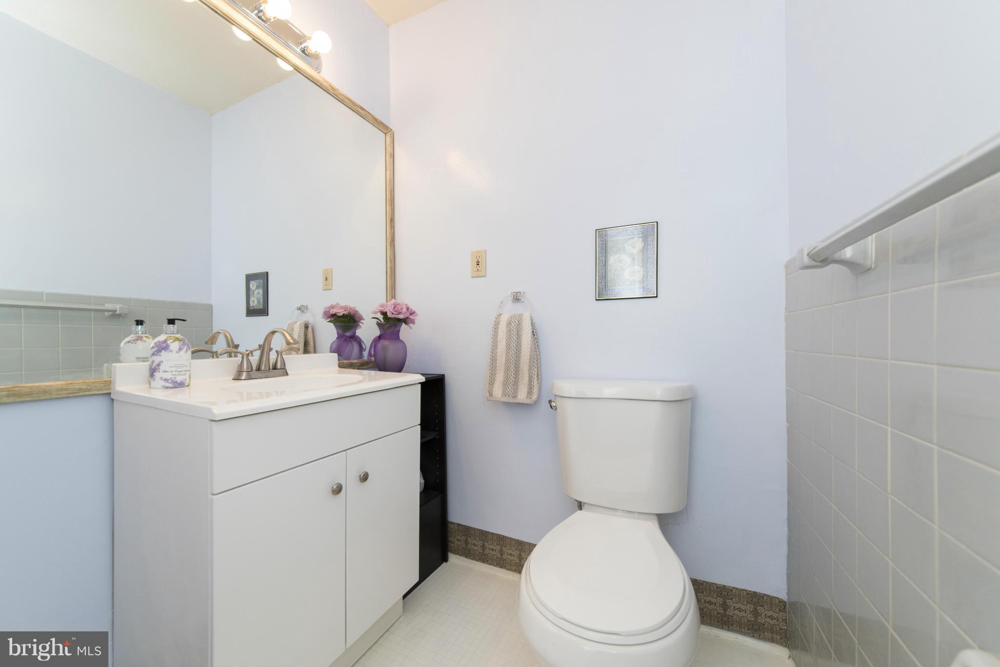 3615 Hilmar Road Baltimore, MD 21244 - Photo 14 of 30 Bath