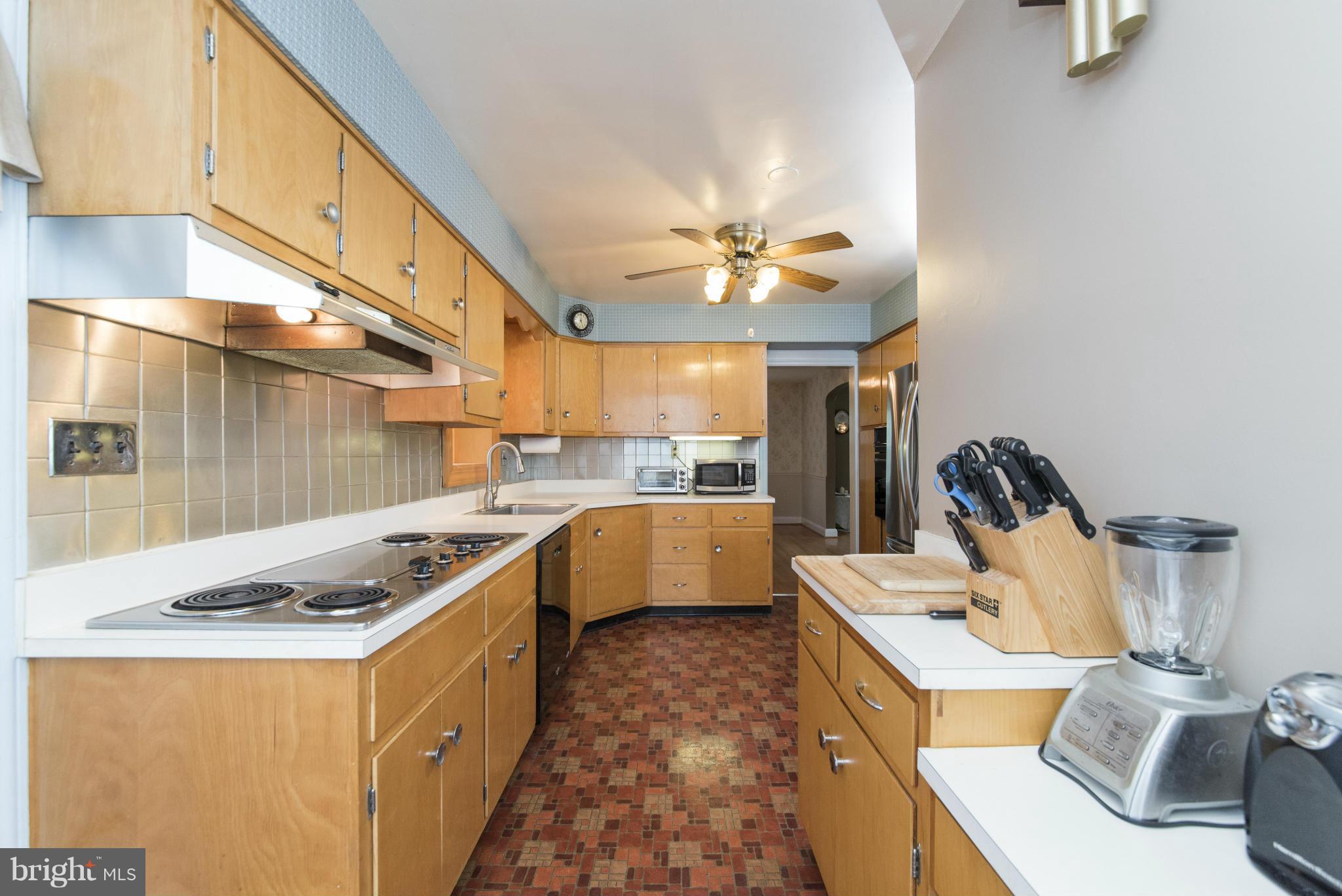 3615 Hilmar Road Baltimore, MD 21244 - Photo 8 of 30 Kitchen