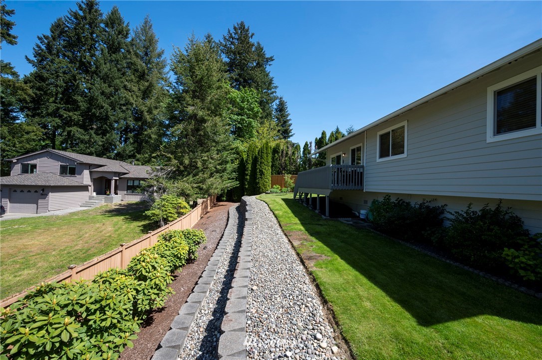 12218 Northeast 169th Street Bothell, WA 98011 - Photo 26 of 40 Gallery Image 26