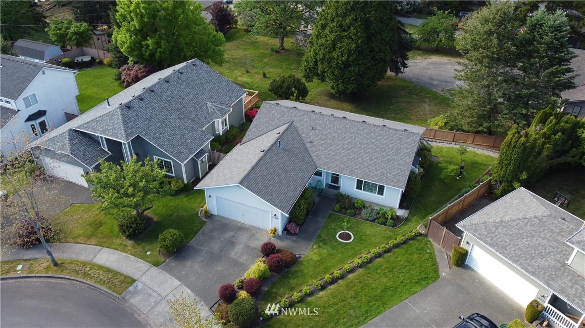 12218 Northeast 169th Street Bothell, WA 98011 - Photo 33 of 40 Gallery Image 33