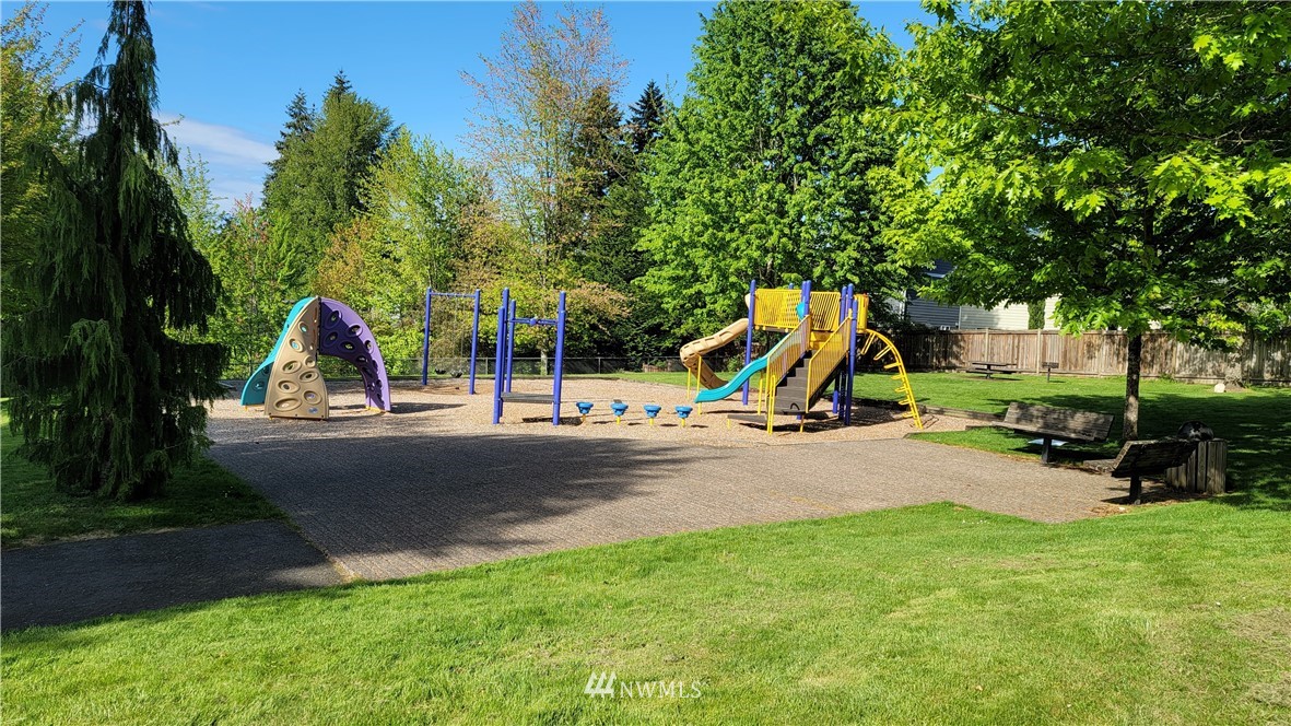 12218 Northeast 169th Street Bothell, WA 98011 - Photo 37 of 40 Gallery Image 37