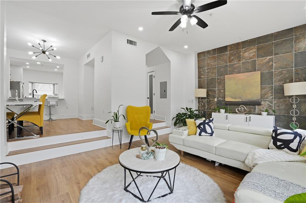 3475 Oak Valley Road Northeast, Unit 120 Atlanta, GA 30326 - Photo 11 of 31