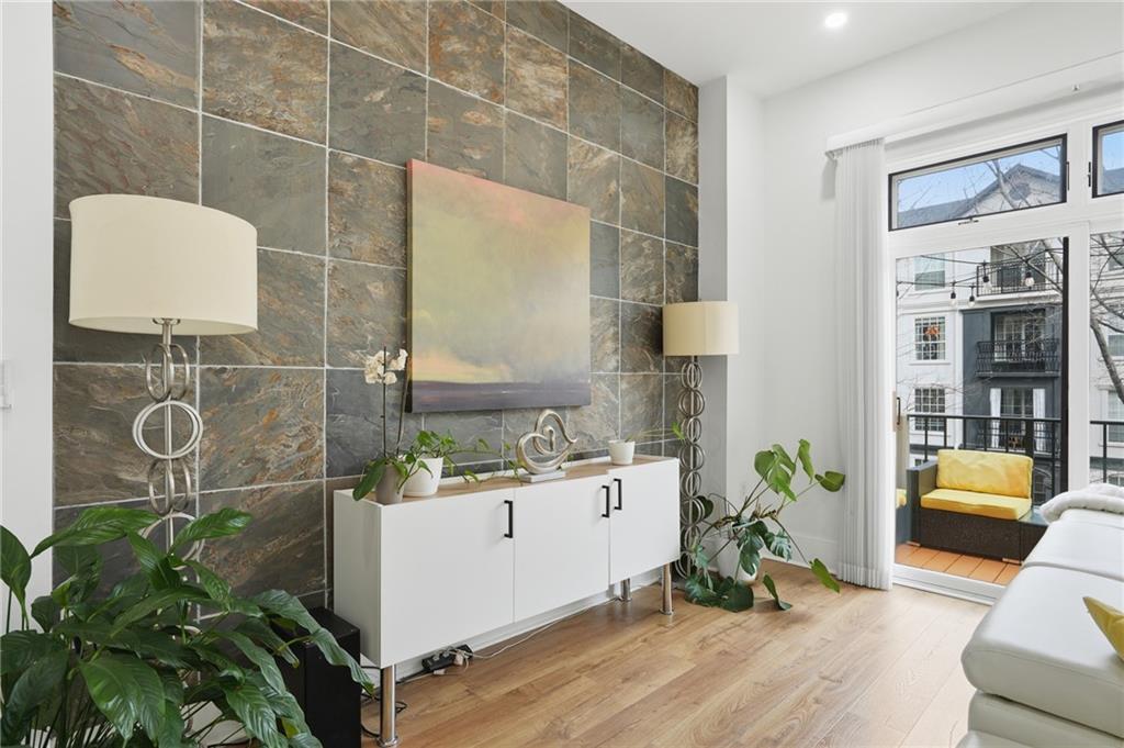 3475 Oak Valley Road Northeast, Unit 120 Atlanta, GA 30326 - Photo 13 of 31