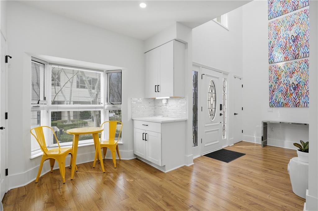 3475 Oak Valley Road Northeast, Unit 120 Atlanta, GA 30326 - Photo 7 of 31