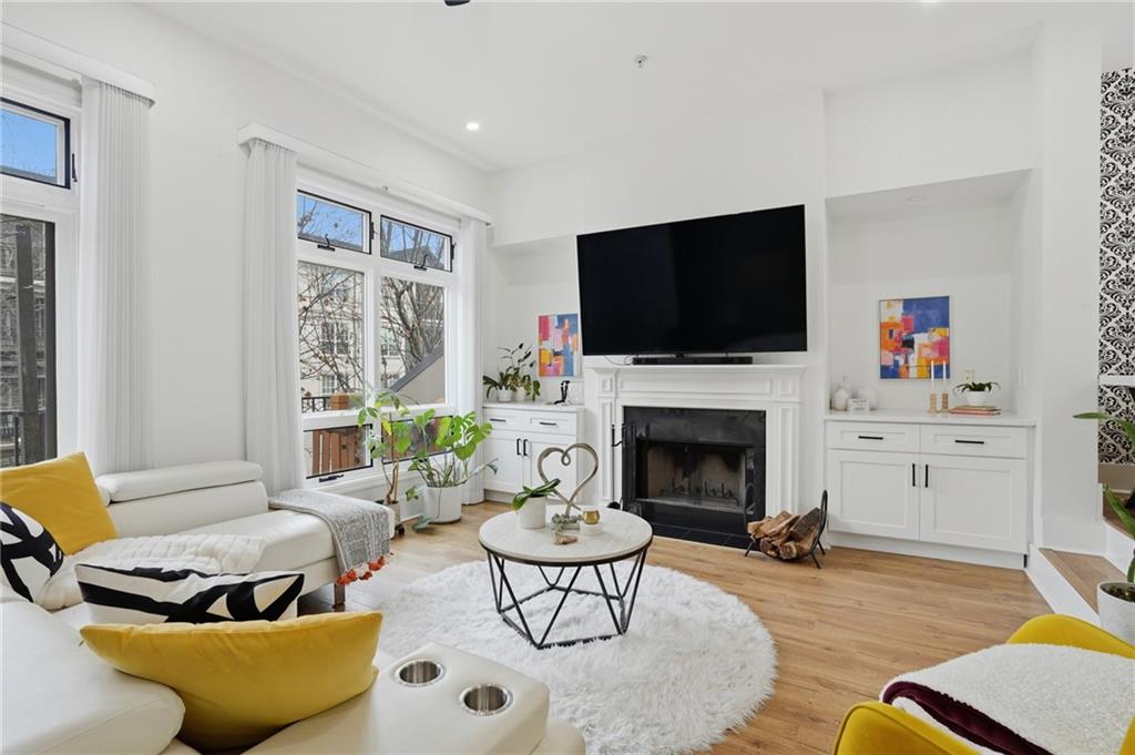 3475 Oak Valley Road Northeast, Unit 120 Atlanta, GA 30326 - Photo 8 of 31