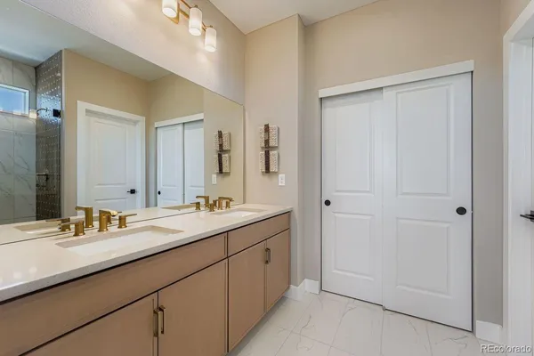 a view of a walk in closet