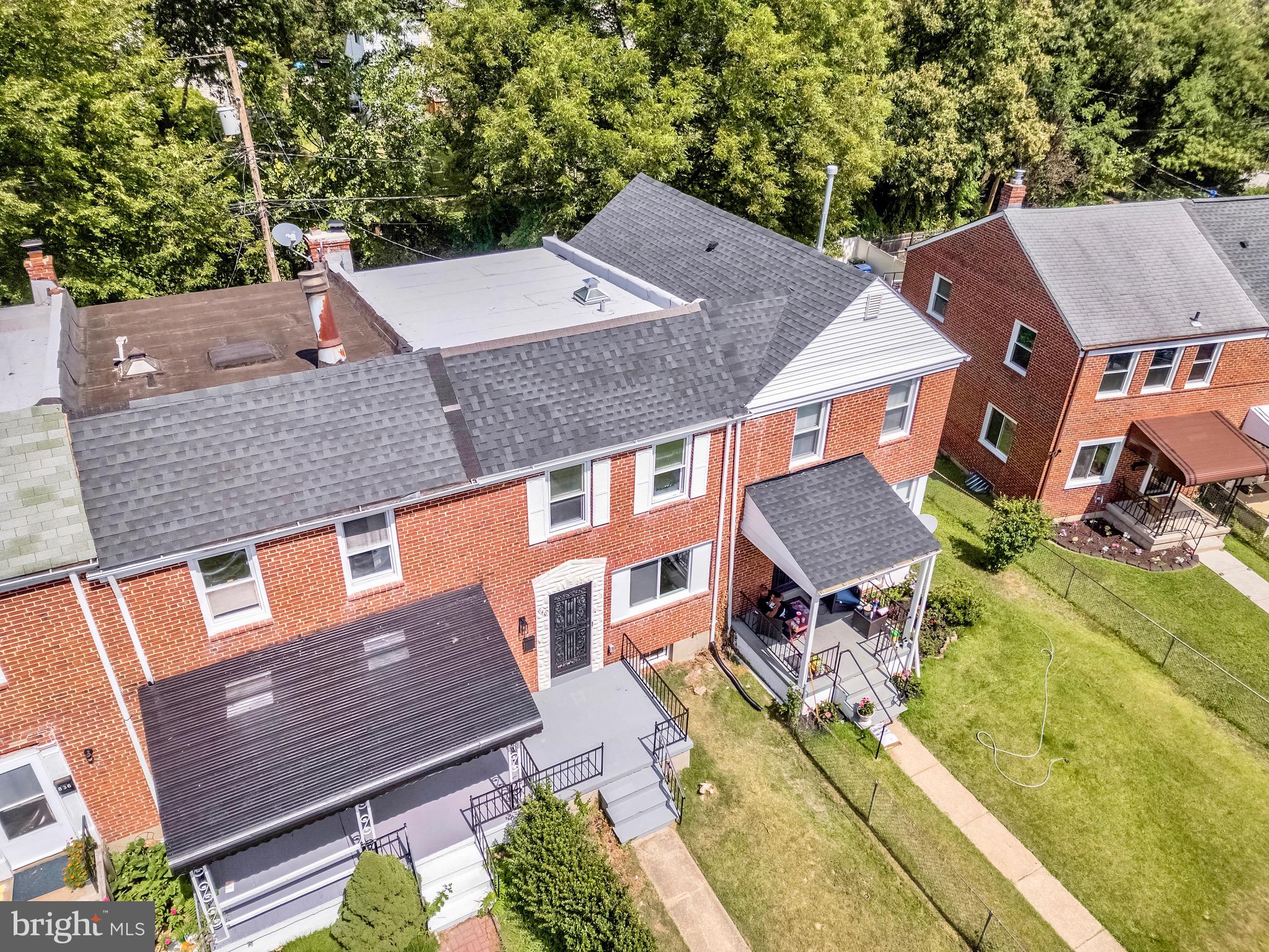 840 Benninghaus Road Baltimore, MD 21212 - Photo 30 of 30 an aerial view of a house with a yard