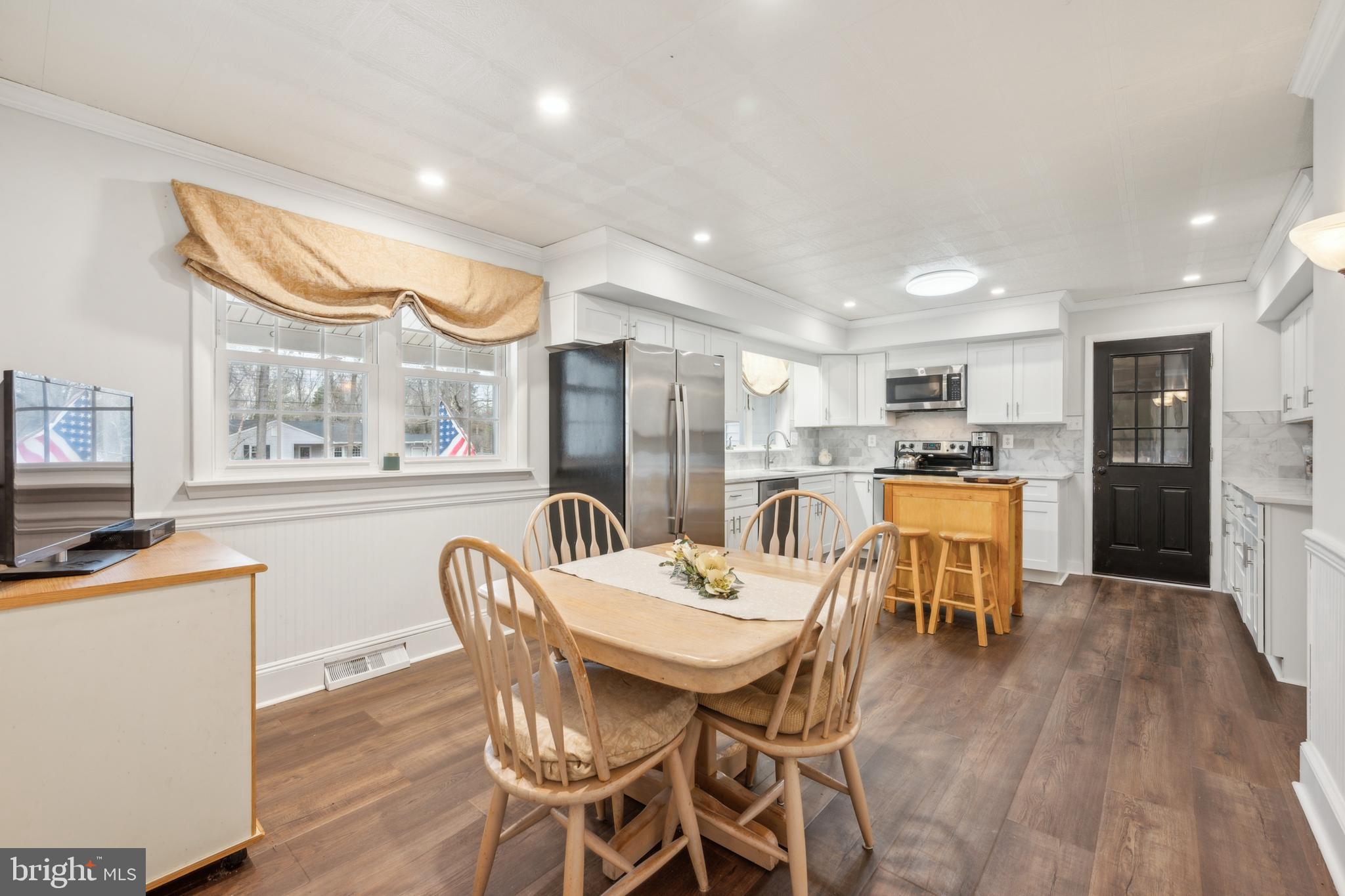 13 Virginia Trail Medford, NJ 08055 - Photo 8 of 25 Breakfast area