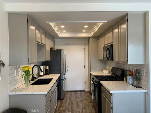 $2,900 | 1189 Strawberry Lane, Glendora, CA 91740