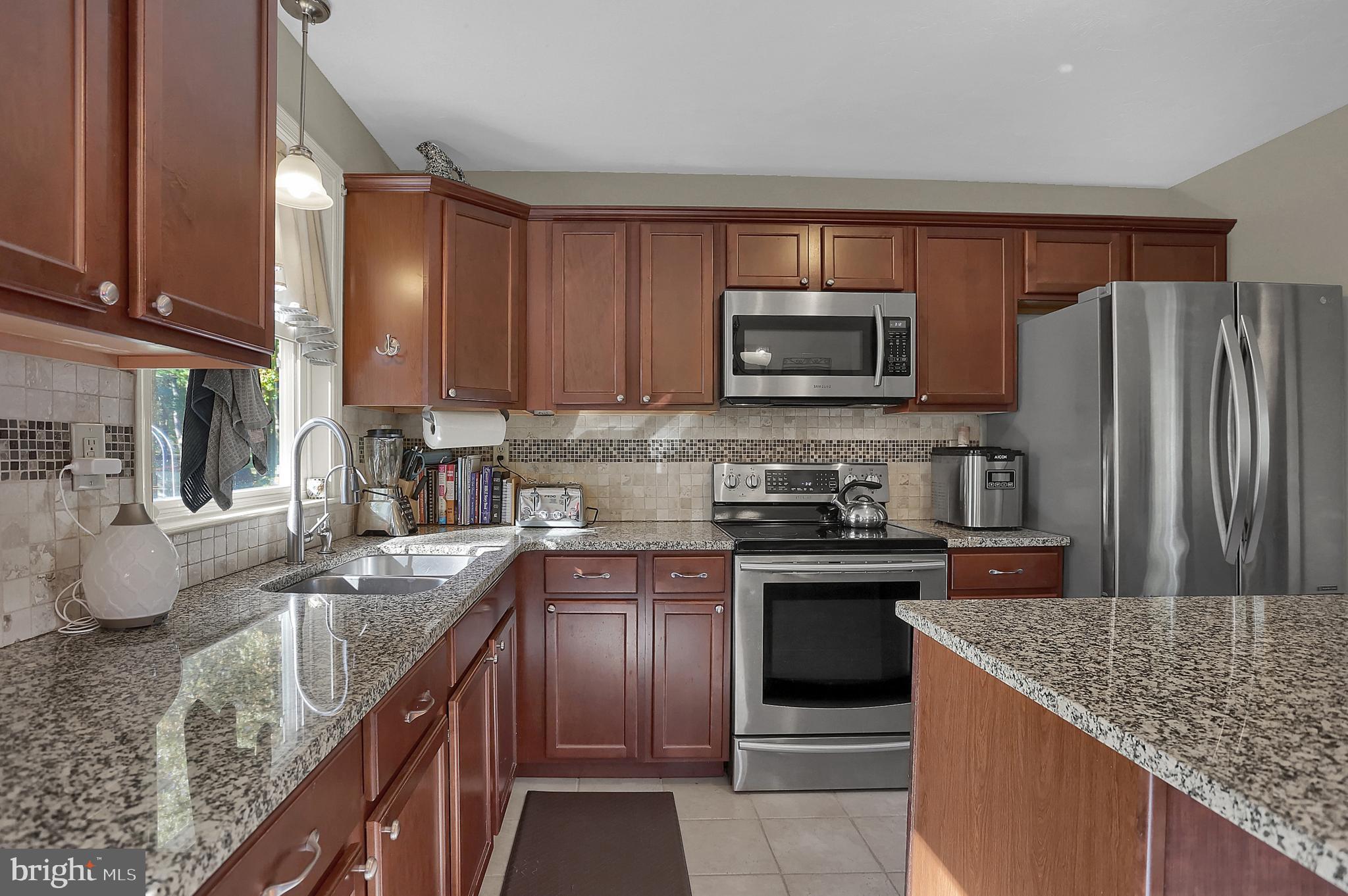 1001 Rosstown Road Lewisberry, PA 17339 - Photo 7 of 31 Gallery Image 7