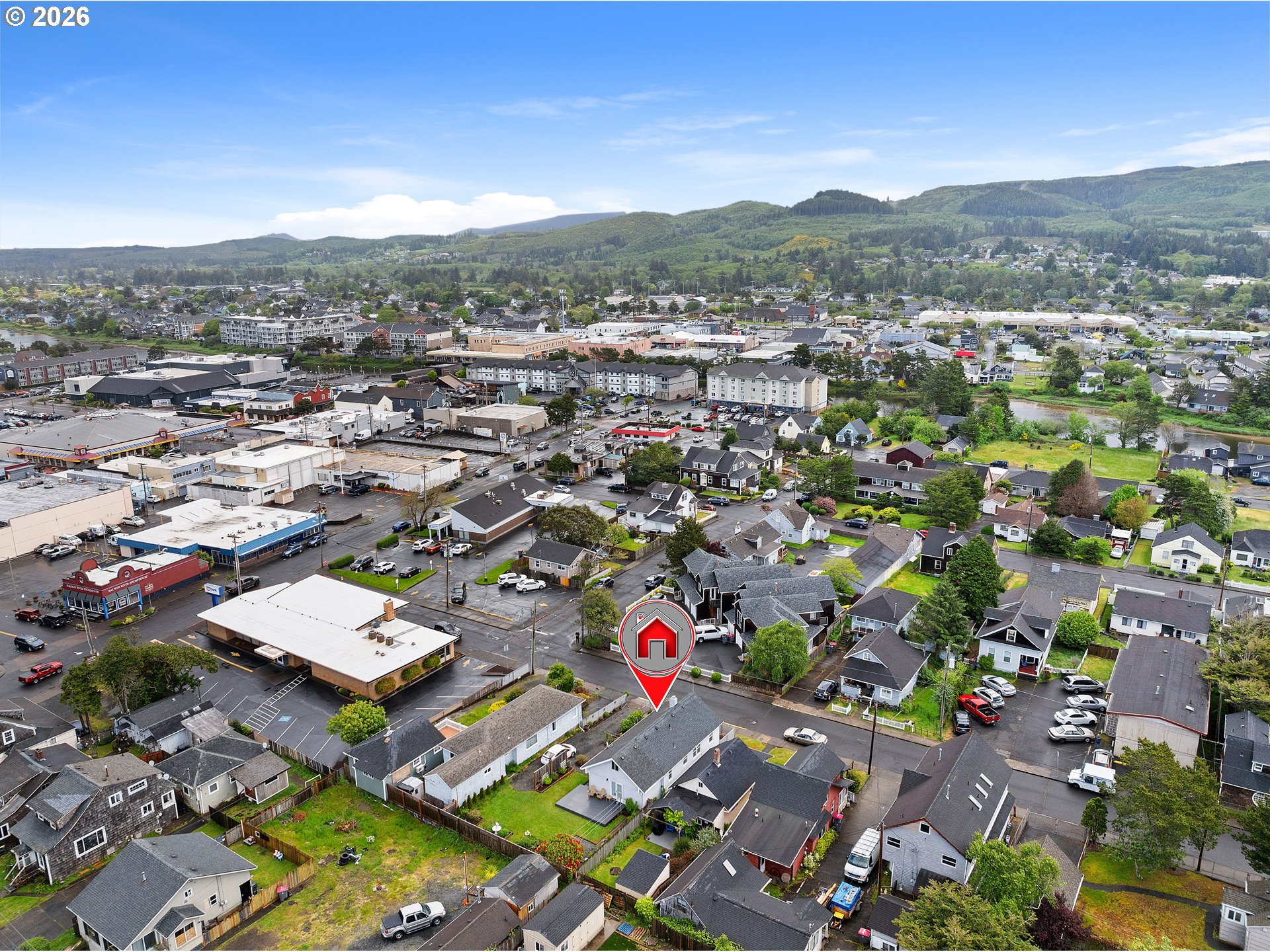 416 South Downing Street Seaside, OR 97138 - Photo 5 of 48 an aerial view of residential houses with outdoor space