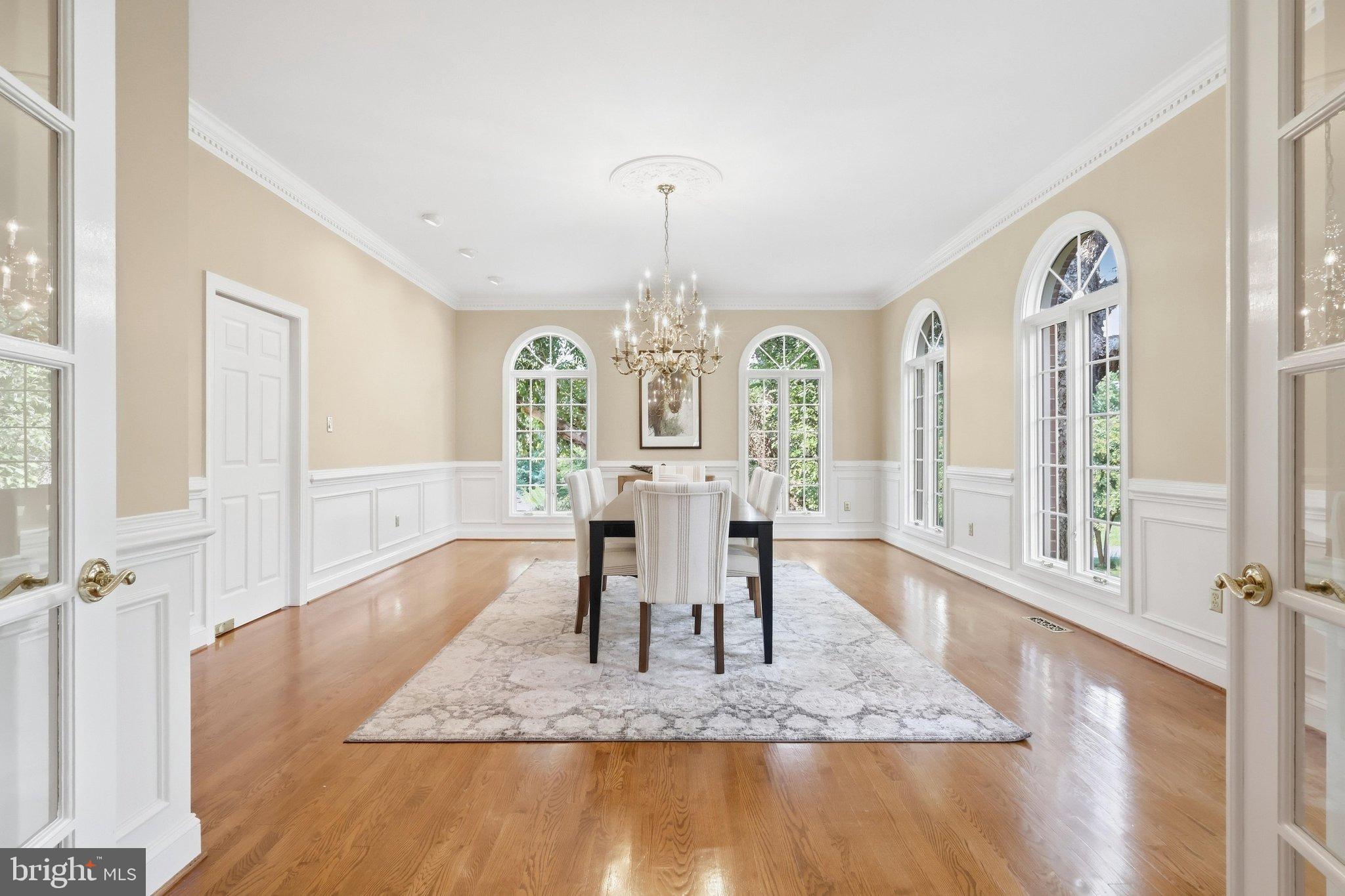 6700 Clifton Road Clifton, VA 20124 - Photo 27 of 125 Formal Dining Room