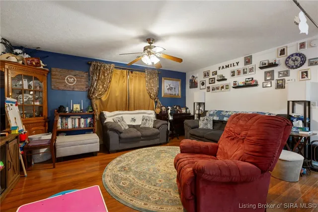 $699,949 | 4912 Old Georgetown Road, Georgetown, IN 47122