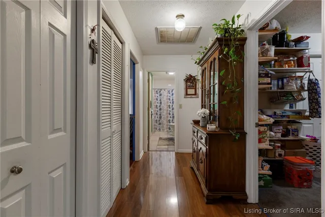 $699,949 | 4912 Old Georgetown Road, Georgetown, IN 47122