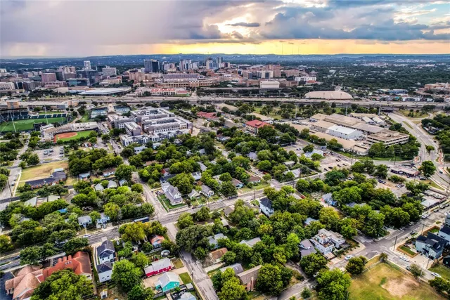 $770,000 | 1908 East 21st Street, Unit 1 AND 2, Austin, TX 78722