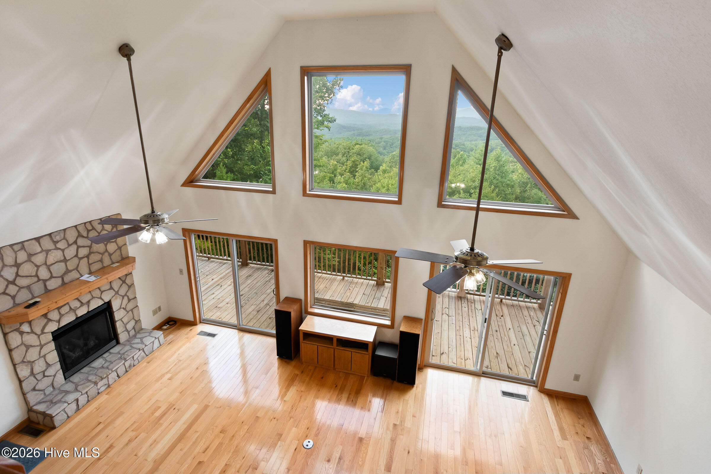 320 Windy Ridge Lane Murphy, NC 28906 - Photo 24 of 57 Master Bedroom