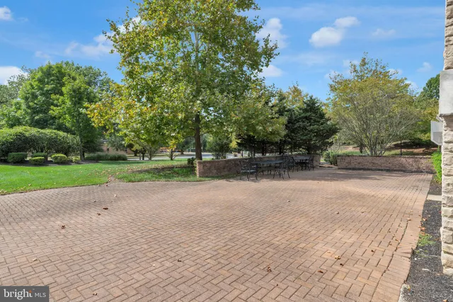 $290,000 | 222 Masterson Court, Ewing, NJ 08618