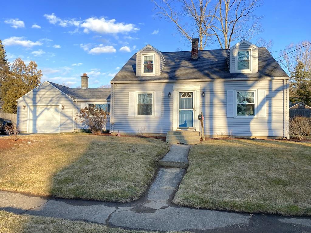 199 Powell Avenue Springfield, MA 01118 - Photo 1 of 31 Gallery Image 1
