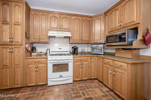 $419,000 | 2804 Holden Drive, Vancleave, MS 39565