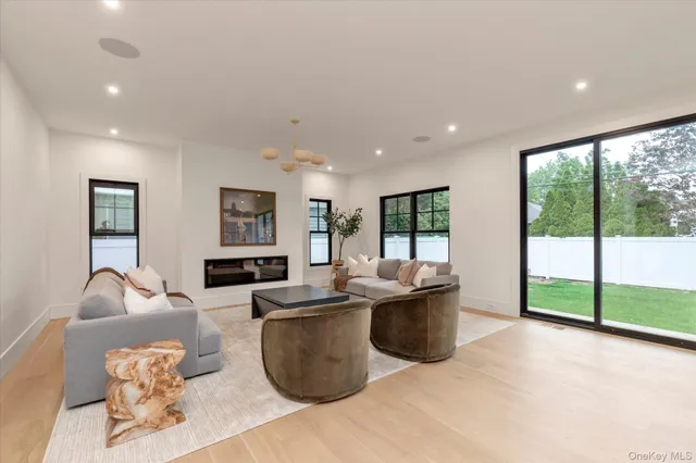 $1,599,000 | 1497 Carroll Street, Wantagh, NY 11793